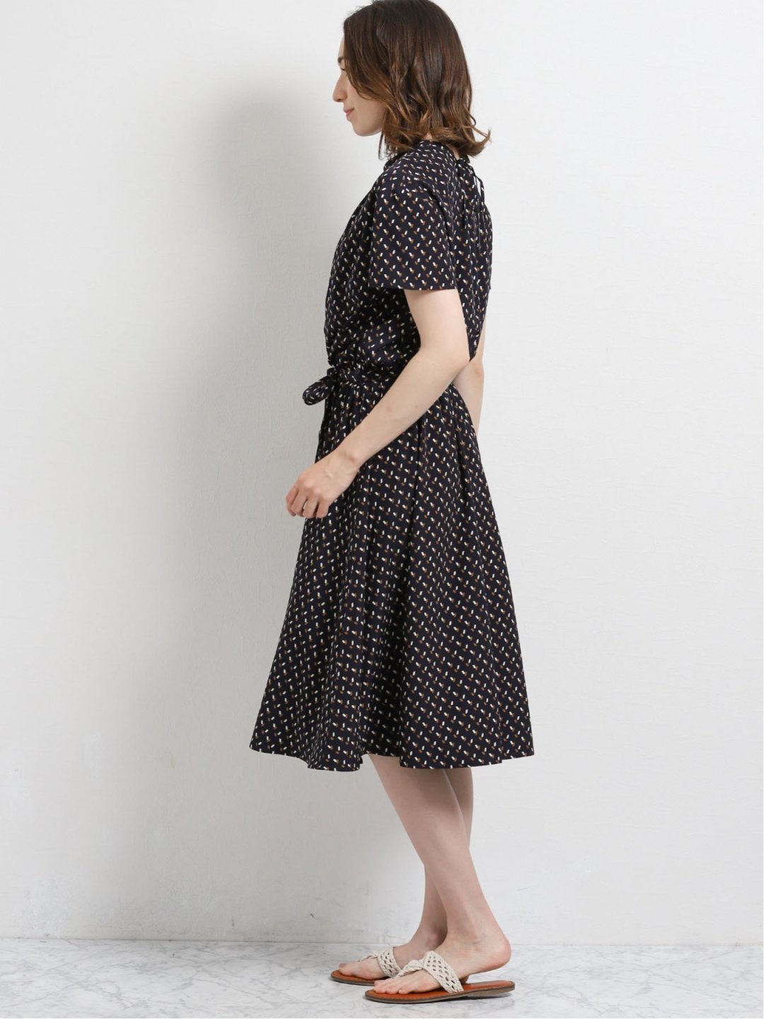 2wayリボンスタンドカラー半袖ワンピース 幾何学柄 M 75紺 ワンピース ドレス Taka Q Online Shop タカキューオンラインショップ 公式通販 2wayリボンスタンドカラー半袖ワンピース 幾何学柄 M 75紺 ワンピース ドレス Taka Q Online Shop タカキューオンラインショップ 公式通販